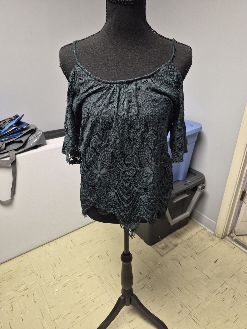 Trixxi Dark Teal Lace Cold-Shoulder Camisole
